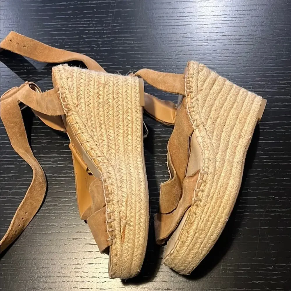 Dolce Vita Tan Suede Sandals size 8.5